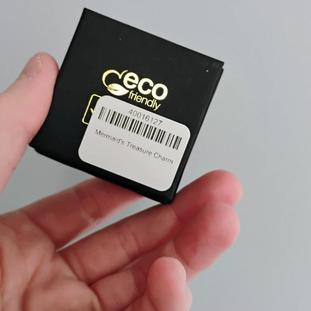 New Catbird Mermaid's Treasure Charm - Picture 6 of 6